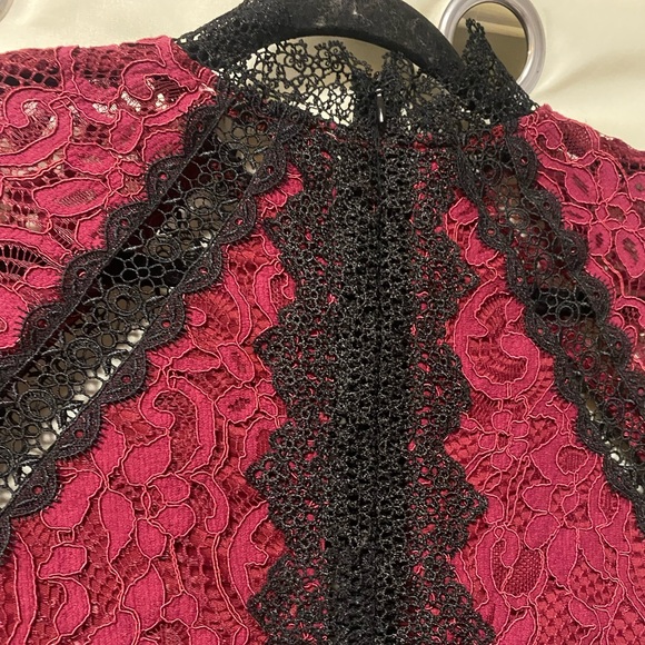 L’atiste Burgundy/Black Lace Dress Size Small - Picture 6 of 8